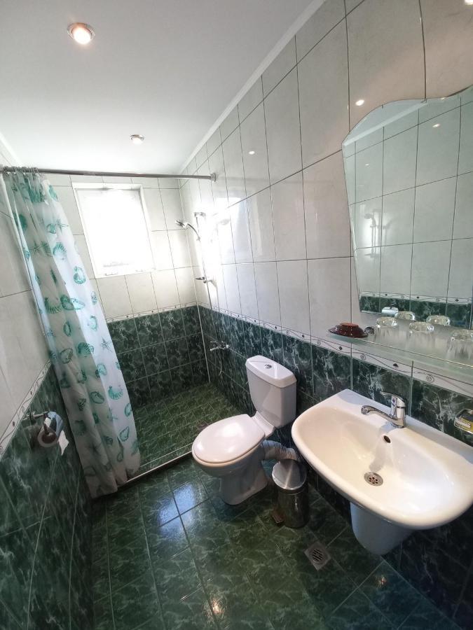 Guest House Rona - Free Parking And Sea View Sveti Vlas Exterior photo